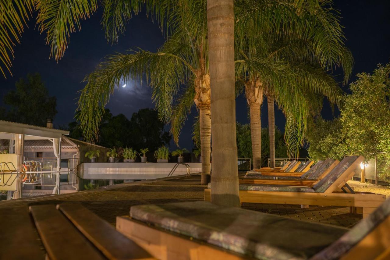 Zoe Seaside Resort Jálova Kültér fotó