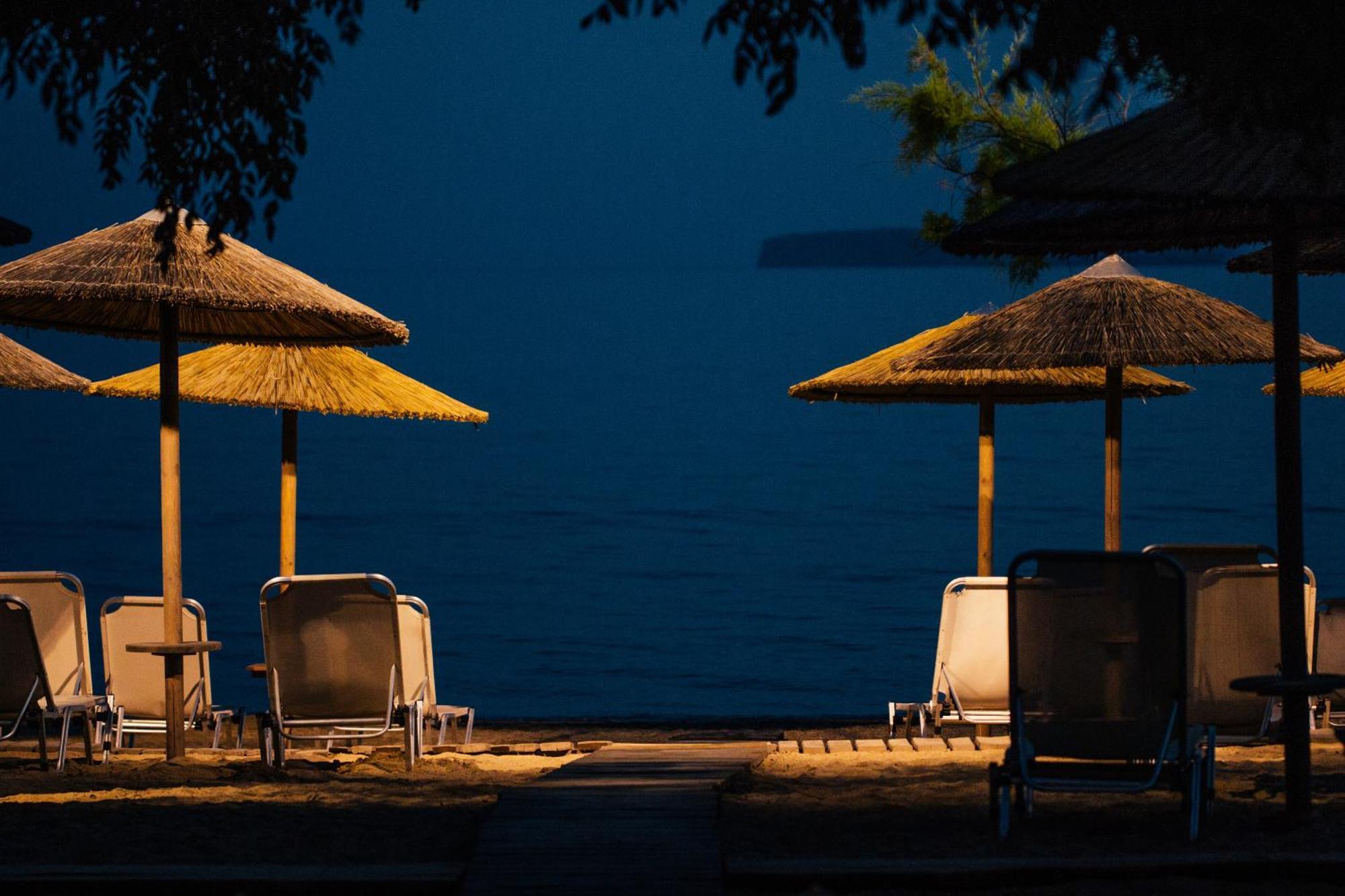 Zoe Seaside Resort Jálova Kültér fotó